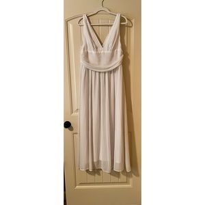 WHITE MAXI DRESS (US 14)